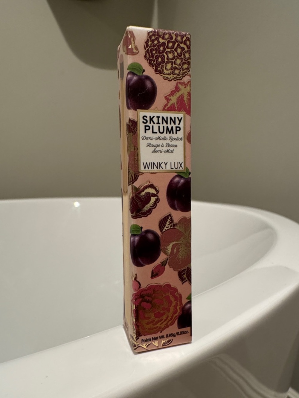 WINKY LUX Skinny Plump Lipstick love letter